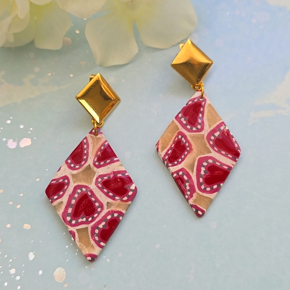 Red Beige Gold Earrings - Picture 1 of 3